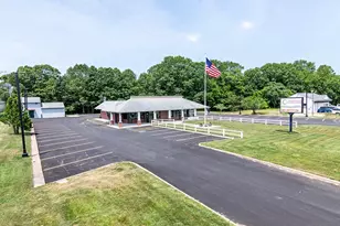 6595 Post Rd, North Kingstown, RI 02852 - Photo 1