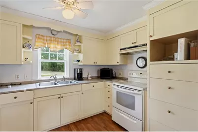 129 Church Street, Westerly, RI 02808 - Photo 11