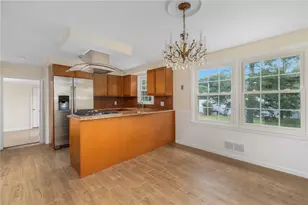 56 Fashion Dr, Warwick, RI 02886 - Photo 19