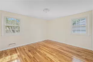 56 Fashion Dr, Warwick, RI 02886 - Photo 27