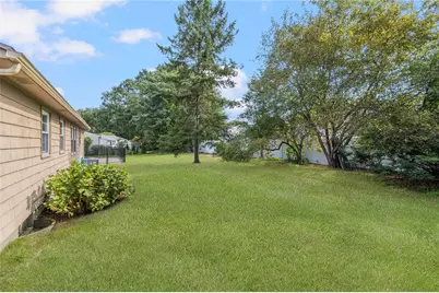 56 Fashion Drive, Warwick, RI 02886 - Photo 9