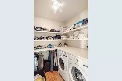 36 Dearborn Street, Newport, RI 02840 - Photo 21