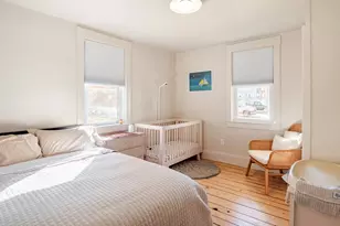 36 Dearborn St, Newport, RI 02840 - Photo 11