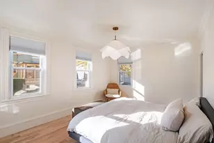36 Dearborn St, Newport, RI 02840 - Photo 9