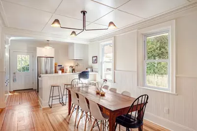 36 Dearborn Street, Newport, RI 02840 - Photo 5