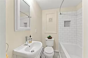 7 North Ave, Providence, RI 02906 - Photo 19