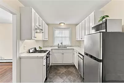 7 North Avenue #2, Providence, RI 02906 - Photo 7