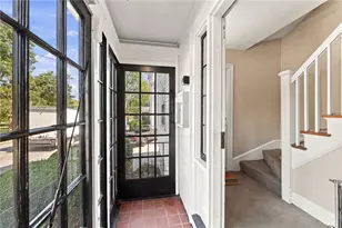 7 North Ave, Providence, RI 02906 - Photo 23
