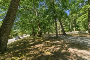 7 North Ave, Providence, RI 02906 - Photo 31