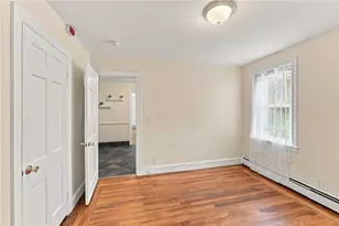 7 North Ave, Providence, RI 02906 - Photo 15