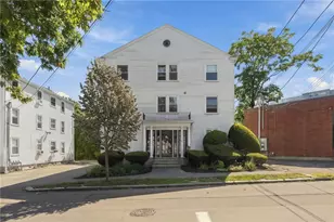 7 North Ave, Providence, RI 02906 - Photo 27