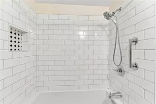 7 North Ave, Providence, RI 02906 - Photo 17