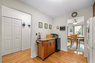 565 Quaker Ln, West Warwick, RI 02893 - Photo 11