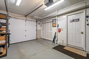 565 Quaker Ln, West Warwick, RI 02893 - Photo 29