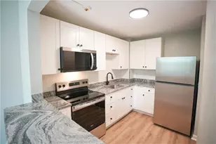 366 Main St, Warren, RI 02885 - Photo 1