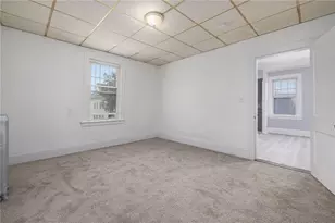 13 Chestnut St, Cranston, RI 02910 - Photo 15