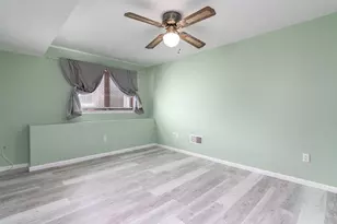 39 Kristee Cir, West Warwick, RI 02893 - Photo 13