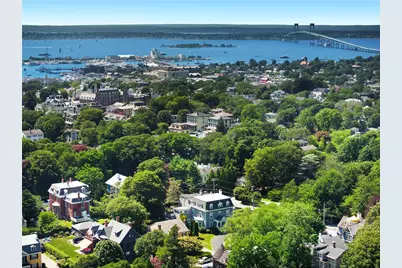 1 Red Cross Avenue #10, Newport, RI 02840 - Photo 9