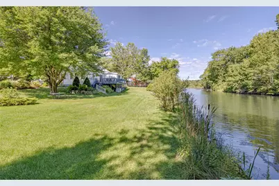 737 Putnam Pike, Smithfield, RI 02828 - Photo 11