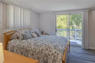 737 Putnam Pike, Smithfield, RI 02828 - Photo 19