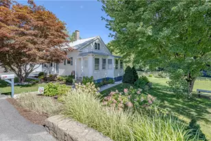 737 Putnam Pike, Smithfield, RI 02828 - Photo 5