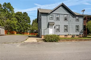 117 Chestnut St, Lincoln, RI 02838 - Photo 3