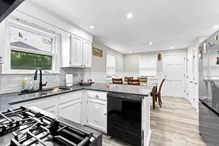 12 Parsons Ave, East Providence, RI 02914 - Photo 21