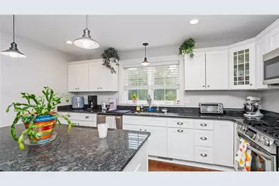 724 Centerville Road #8, Warwick, RI 02886 - Photo 11
