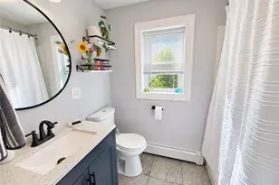 10 Biltmore Ave, Cumberland, RI 02864 - Photo 11