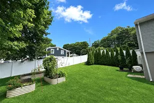 10 Biltmore Ave, Cumberland, RI 02864 - Photo 3