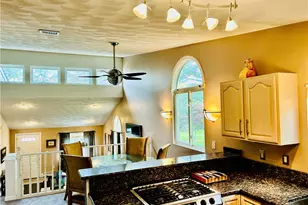 11 College Hill Rd, Warwick, RI 02886 - Photo 15