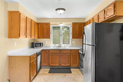 283 Privilege Street #4, Woonsocket, RI 02895 - Photo 9