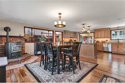 139 Ray Avenue, Woonsocket, RI 02895 - Photo 3