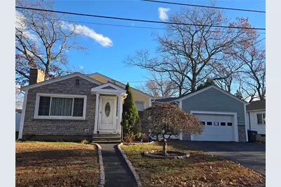 29 Dakota Street, Providence, RI 02904 - Photo 1