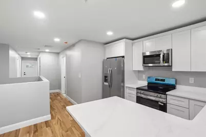 28 Potters Avenue, Providence, RI 02905 - Photo 21