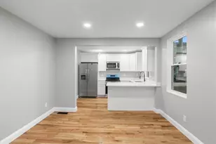 28 Potters Ave, Providence, RI 02905 - Photo 5