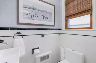 26 Gurney St, East Providence, RI 02914 - Photo 31