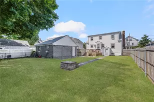 26 Gurney St, East Providence, RI 02914 - Photo 41