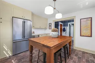 26 Gurney St, East Providence, RI 02914 - Photo 11