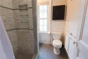 20 Carroll Ave, Newport, RI 02840 - Photo 15
