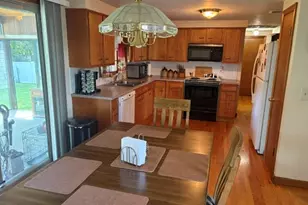 18 Barnold St, West Warwick, RI 02893 - Photo 11