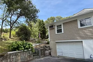 256 Old County Rd, Smithfield, RI 02917 - Photo 3