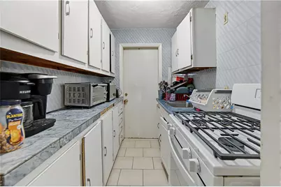 115 Woodward Road, Providence, RI 02904 - Photo 15