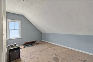 115 Woodward Rd, Providence, RI 02904 - Photo 27