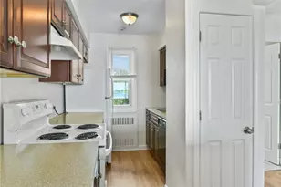 400 Narragansett Pkwy, Warwick, RI 02888 - Photo 27