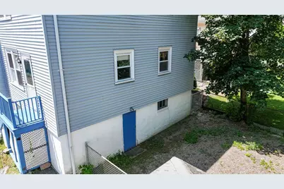 68 Wilcox Avenue, Pawtucket, RI 02860 - Photo 7
