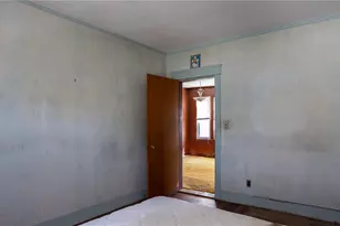 68 Wilcox Ave, Pawtucket, RI 02860 - Photo 35