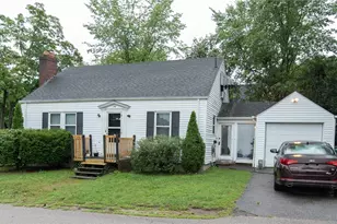 28 Hayward Rd, Warwick, RI 02888 - Photo 1