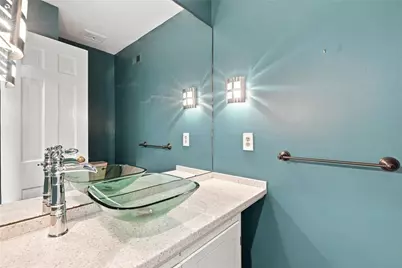 109 Wyndham Avenue #109, Providence, RI 02908 - Photo 15