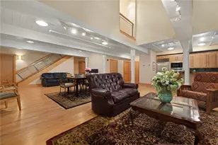343 Thames St, Bristol, RI 02809 - Photo 9